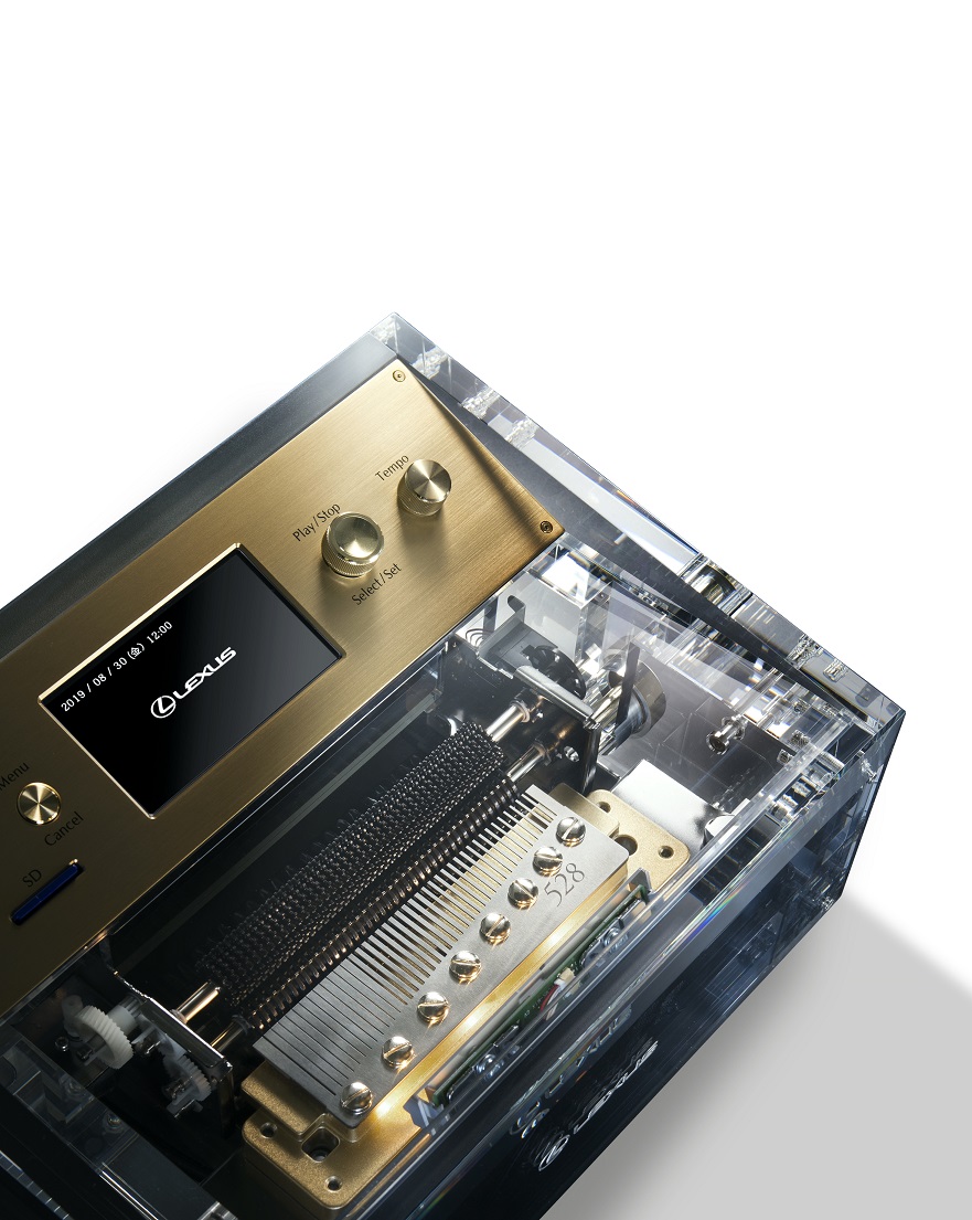 先進テクノロジーと匠の技が融合、1,172曲の楽曲を癒しの音色528Hz